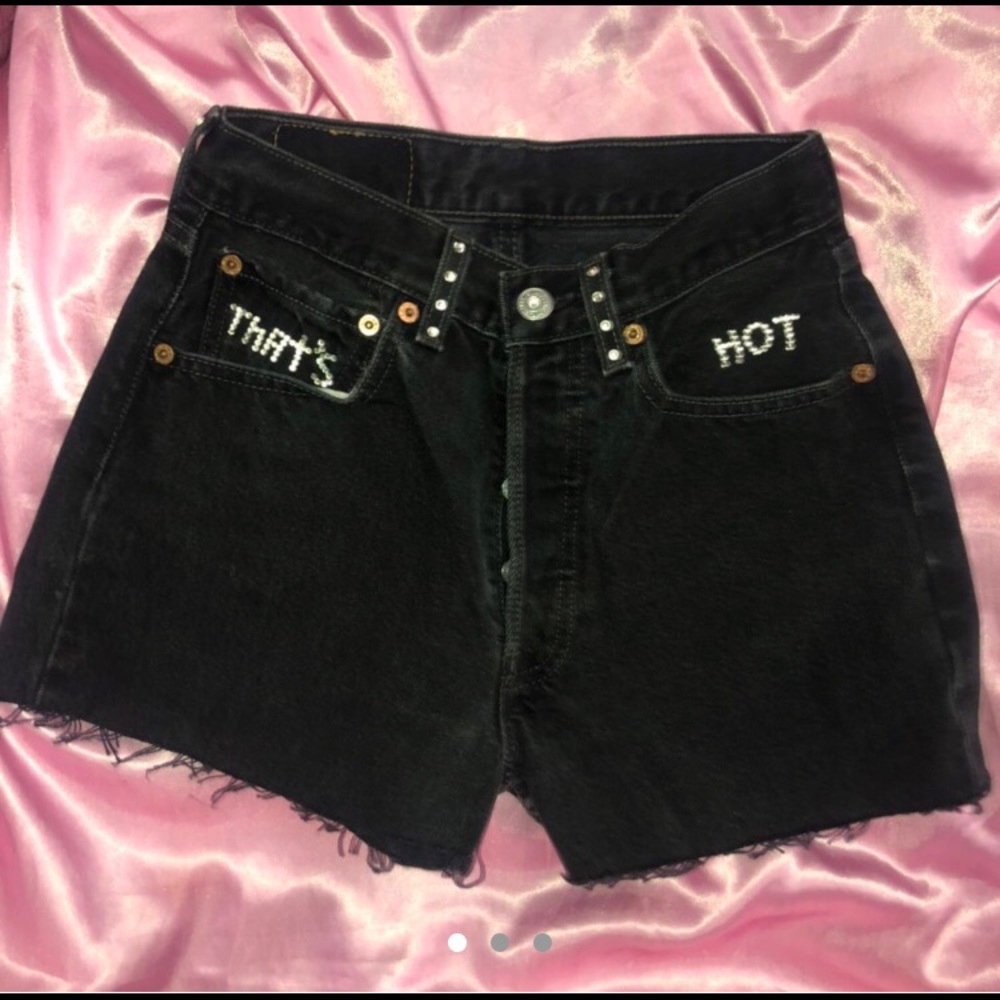 That’s HOT high waisted shorts